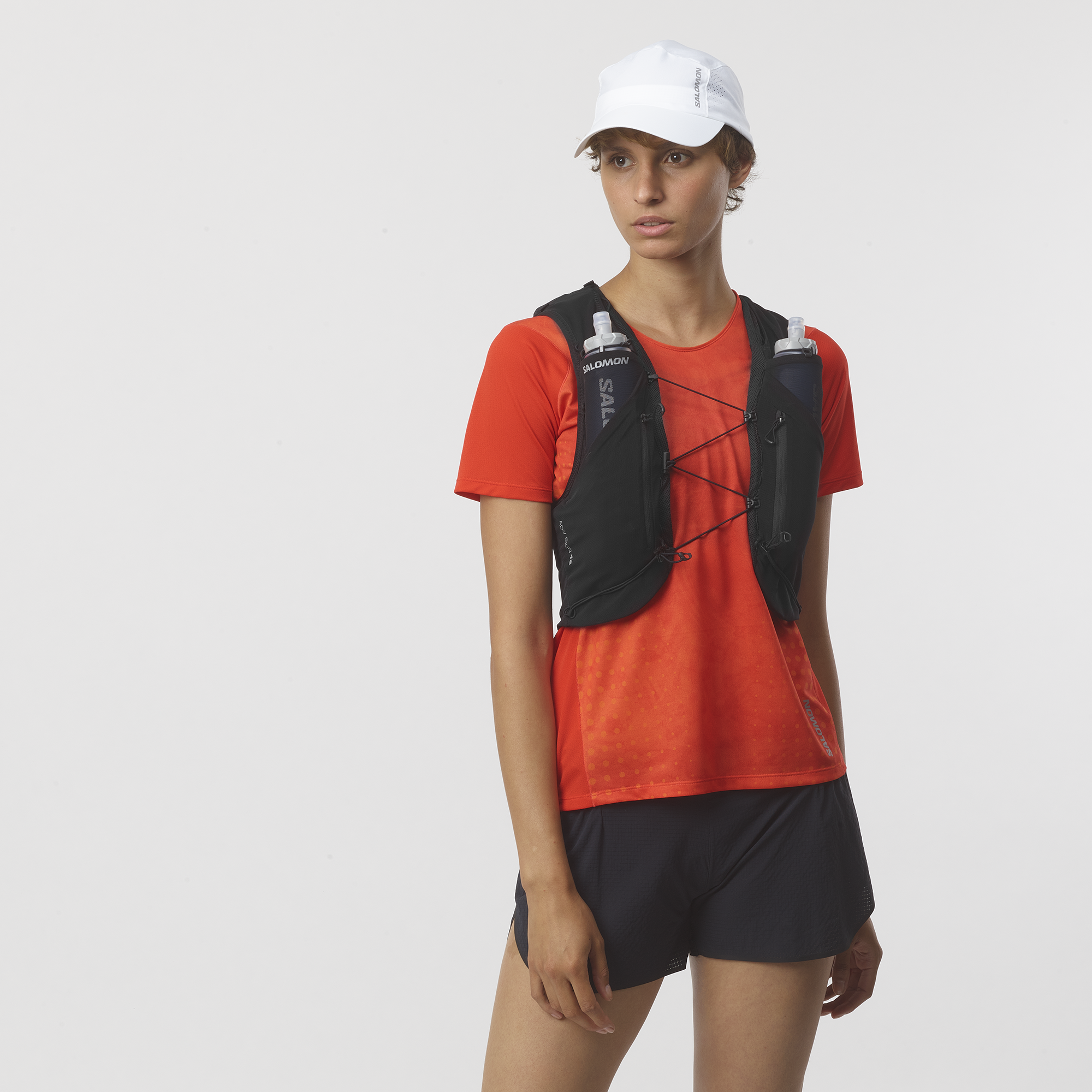 LC1759500_2_MOD_ADV SKIN 12 with flasks-BLACK Salomon ADV SKIN 12 set Meudon Running Company