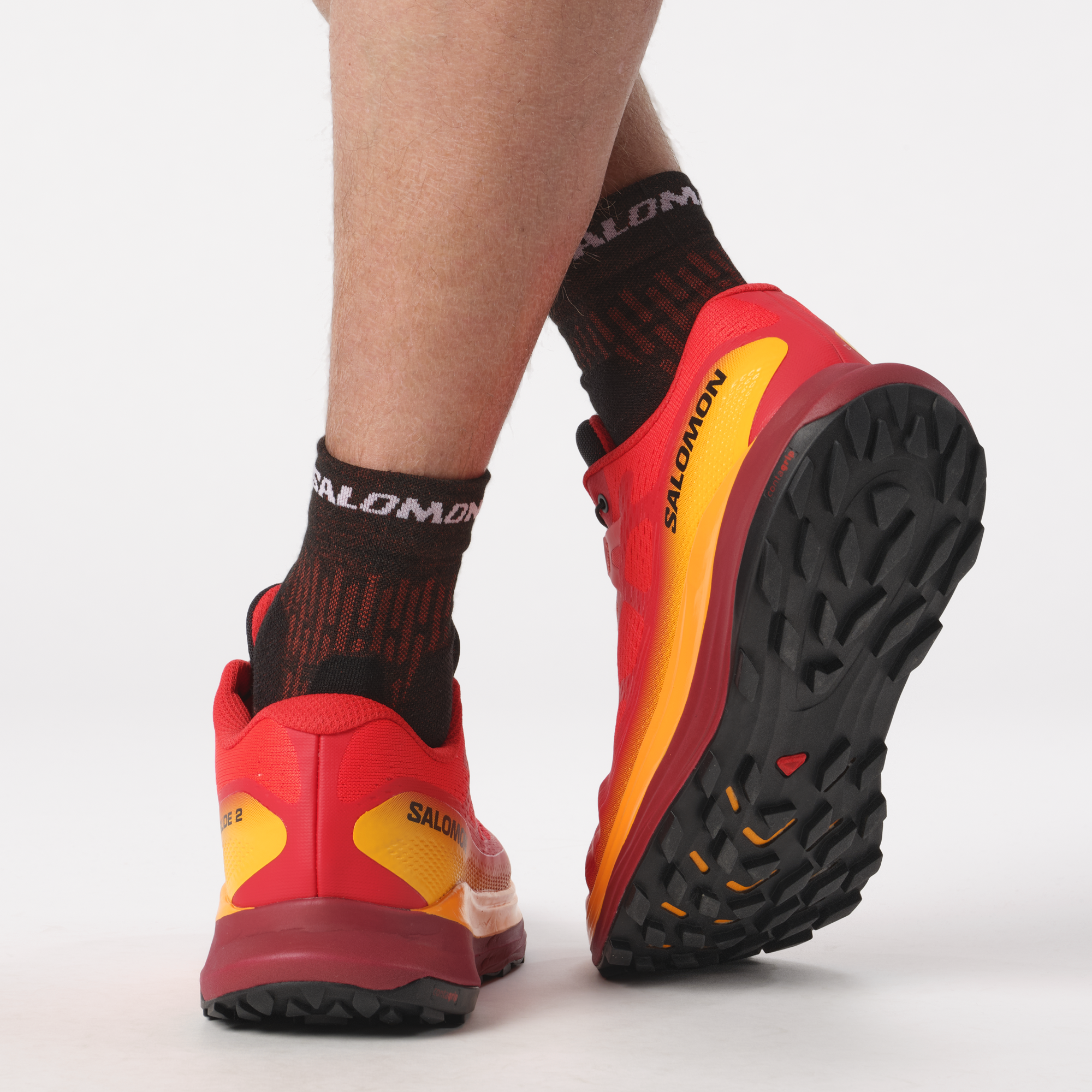 L47285900_1_MOD_ULTRA GLIDE 2High Risk Red_Zinna_Black Salomon Ultra Glide 2 Meudon Running Company