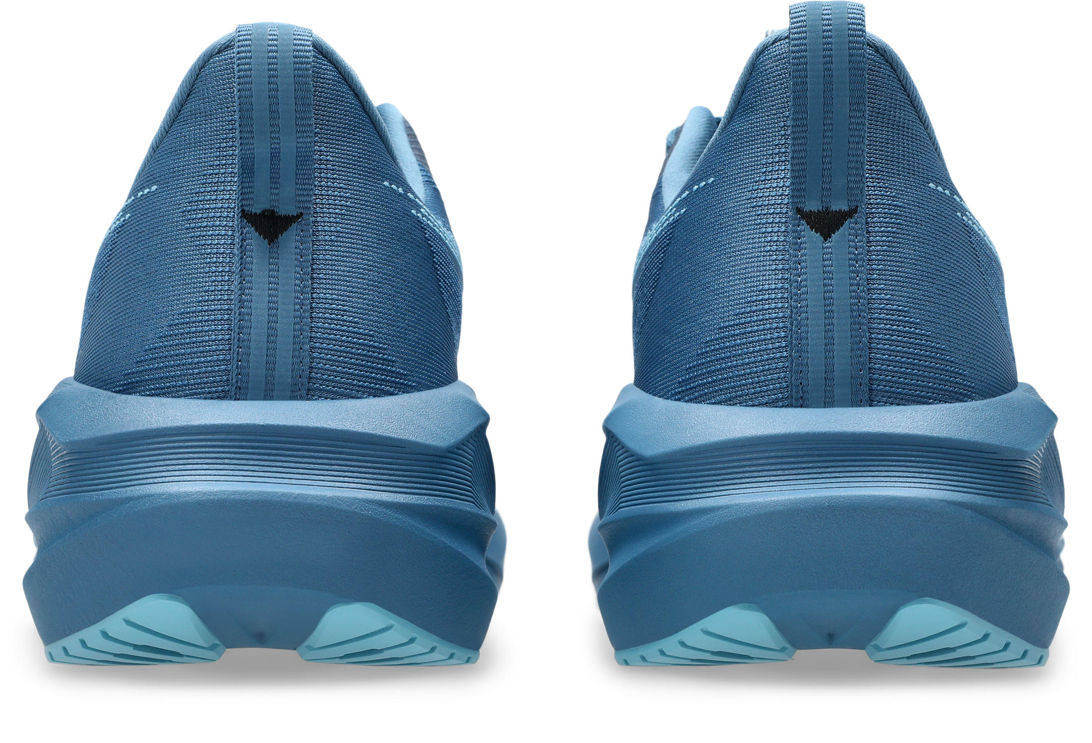 1011B974_405_SB_BK_GLB Asics Novablast 5 Meudon Running Company