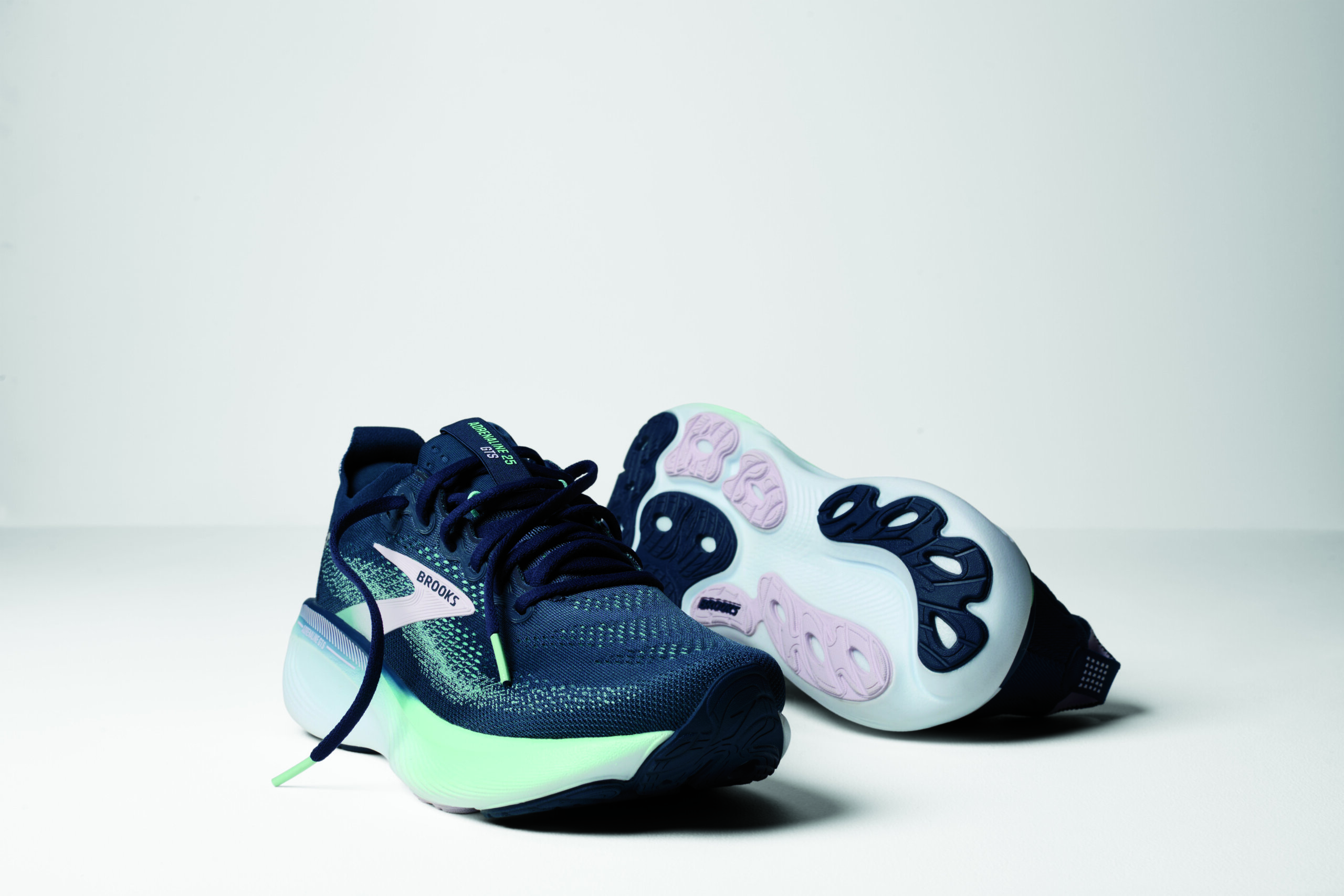 BROOKS Adrenaline GTS 25Meudon Running Company