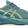 1011C243_401_SR_RT_GLB Asics Novablast 6 Meudon Running Company